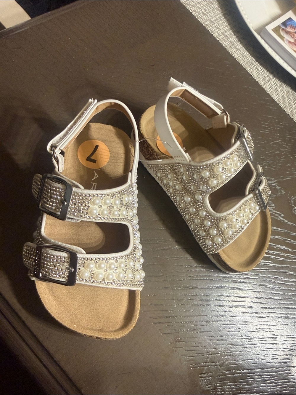 Girls Pearl-Embellished White Buckle Sandals